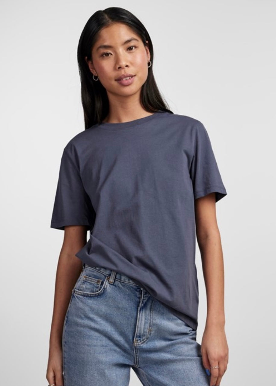 PIECES - RIA FOLD UP SOLID TEE - OMBRE BLUE
