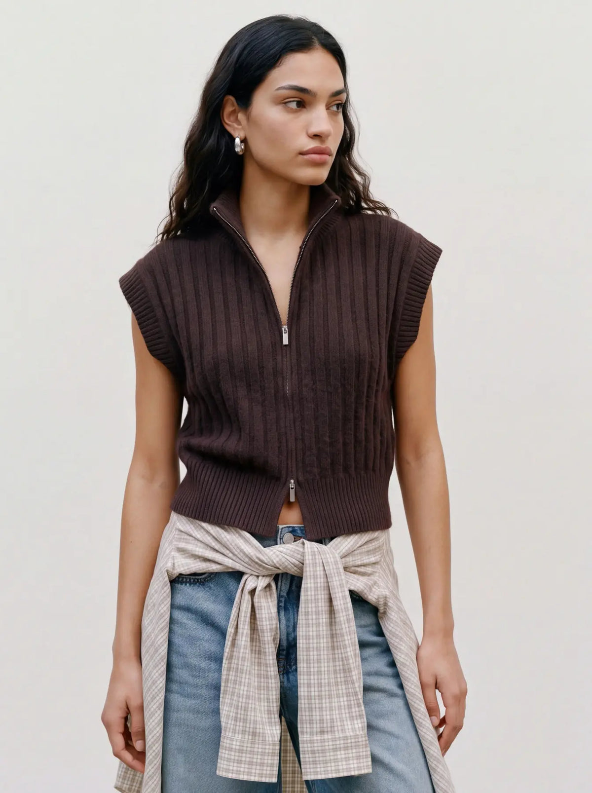VERO MODA - BANG RIB SL HIGHNECK ZIPPER VEST - CHOCOLATE TORTE/MELANGE