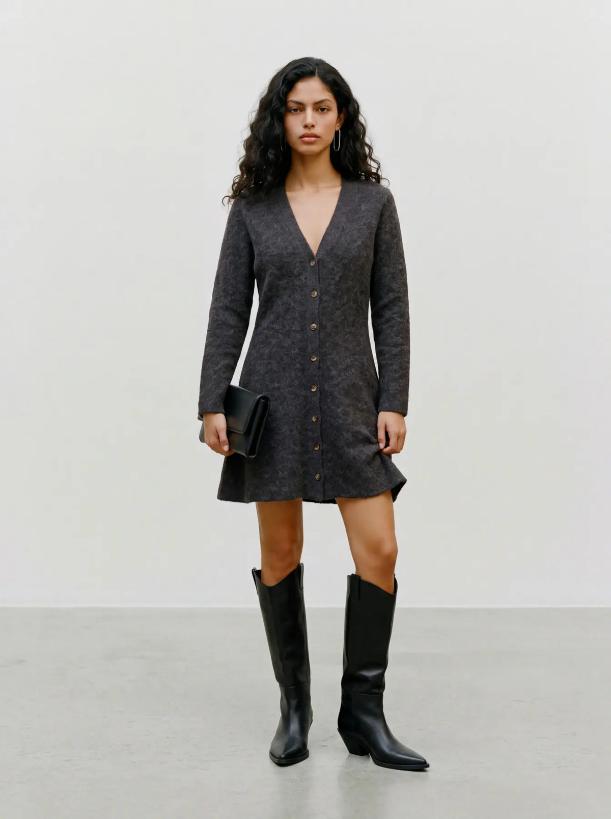 VERO MODA - DOFFY JAQUARD LS V-NECK BUTTON DRESS - CHOCOLATE TORTE/MELANGE