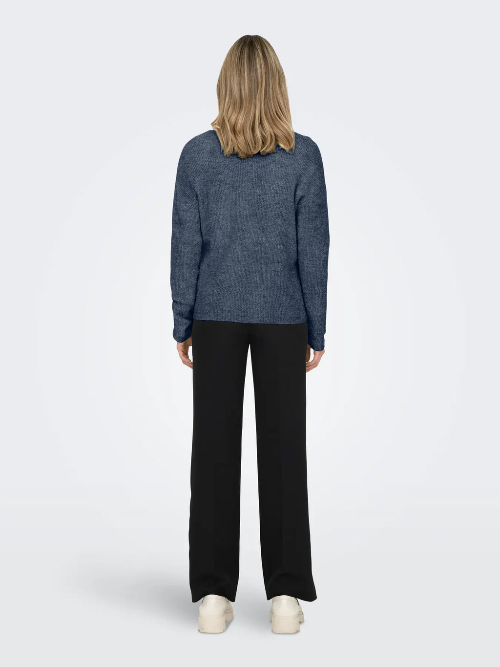 ONLY - CAMILLA V-NECK L/S PULLOVER KNIT - VINTAGE INDIGO MELANGE