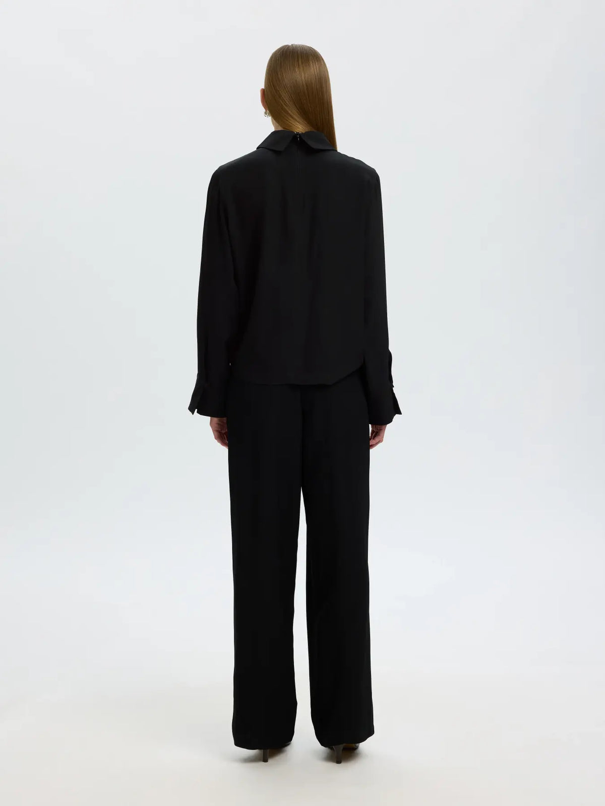 SELECTED FEMME - SOLER REGULAR LS HIGH NECK TOP - BLACK