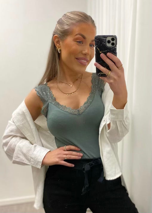 VERO MODA - ROSA SL TOP - LAUREL WREATH GREEN