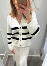 Ladda upp bild till gallerivisning, SELECTED FEMME - BLOOMIE LS KNIT V-NECK CARDIGAN - SNOW WHITE/BLACK
