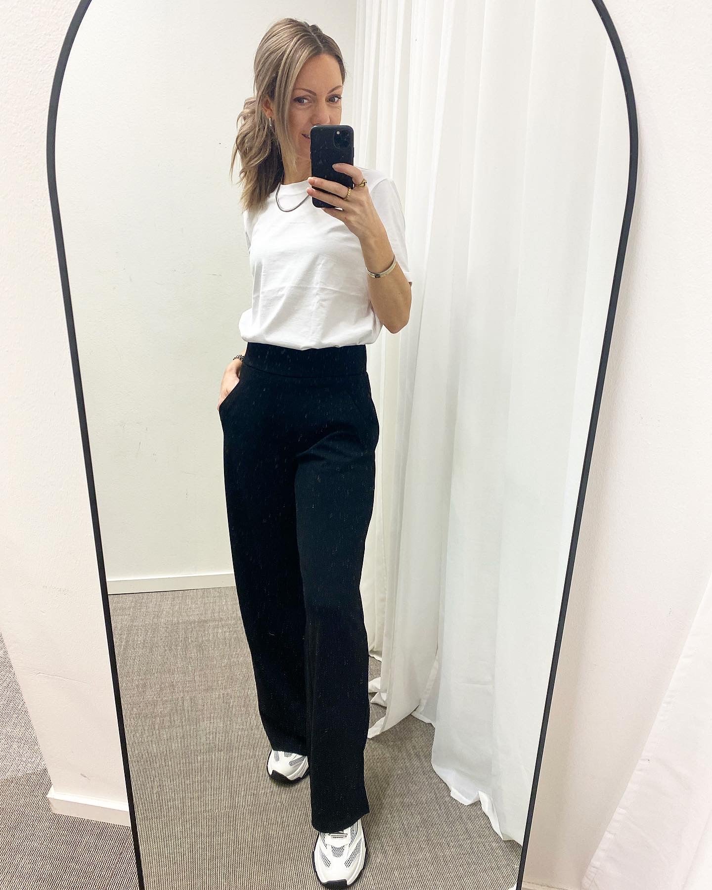 JDY - LOUISVILLE CATIA WIDE PANTS - BLACK